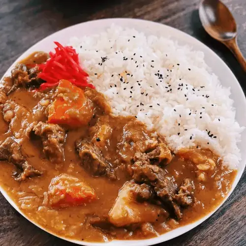 Curry Beef / Chicken Rice / Riz bœuf / poulet au curry