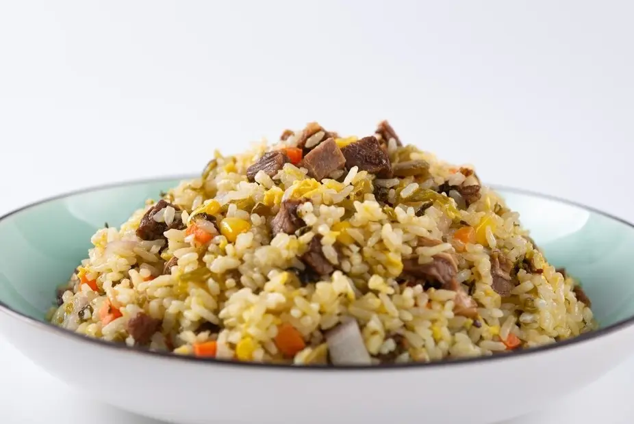 Fried Rice w/ Beef / Riz sauté au bœuf